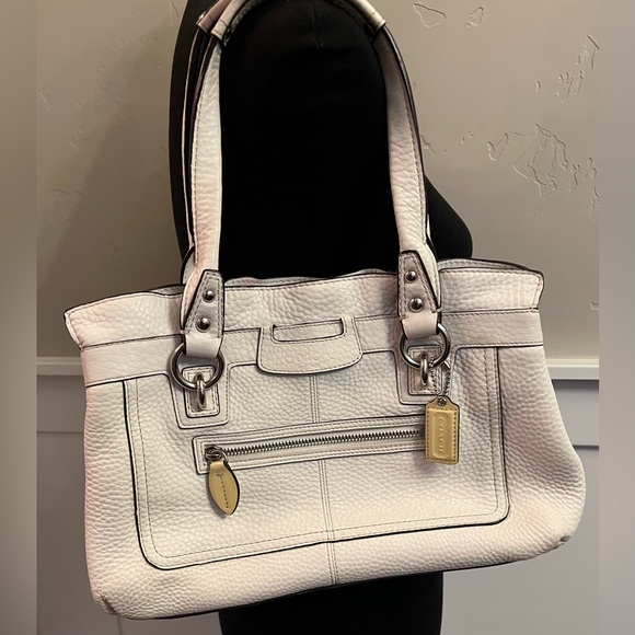 Sold - Picture 1 of 8